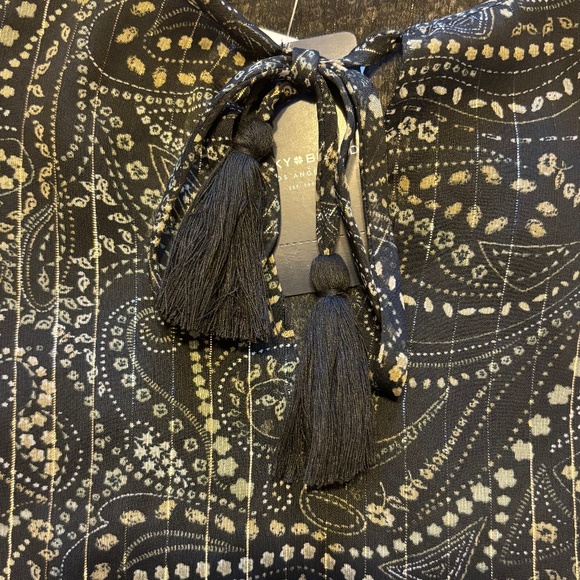 Lucky Brand Blouse (NWT) - Picture 9 of 14